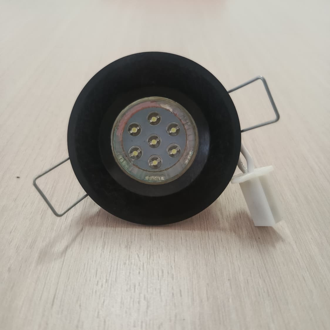 Lampu 094